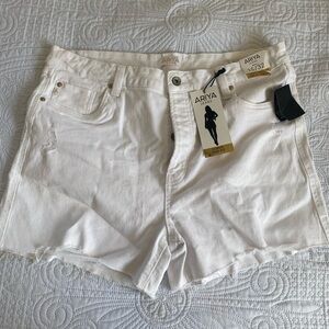 Ariya Women's Classic White Jean Shorts